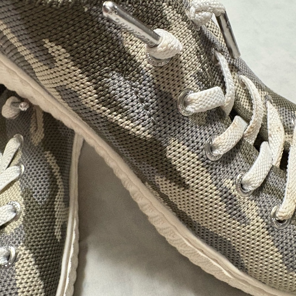Camouflage Sneakers with White Laces - Picture 4 of 6
